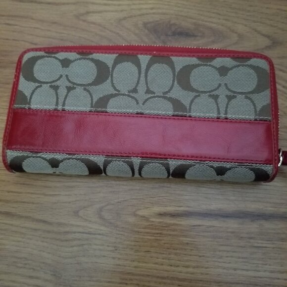 Authentic Coach Legacy Brown & Cherry Red Signature Wallet - Picture 2 of 5